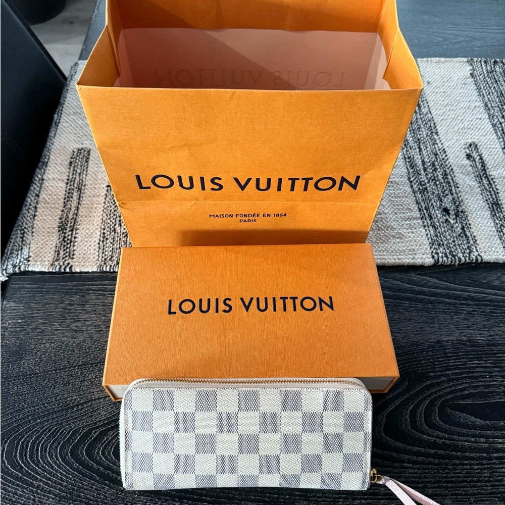 Louis Vuitton Checkered Wallet